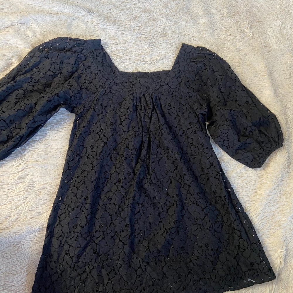 Anthropologie lace floral peasant top
